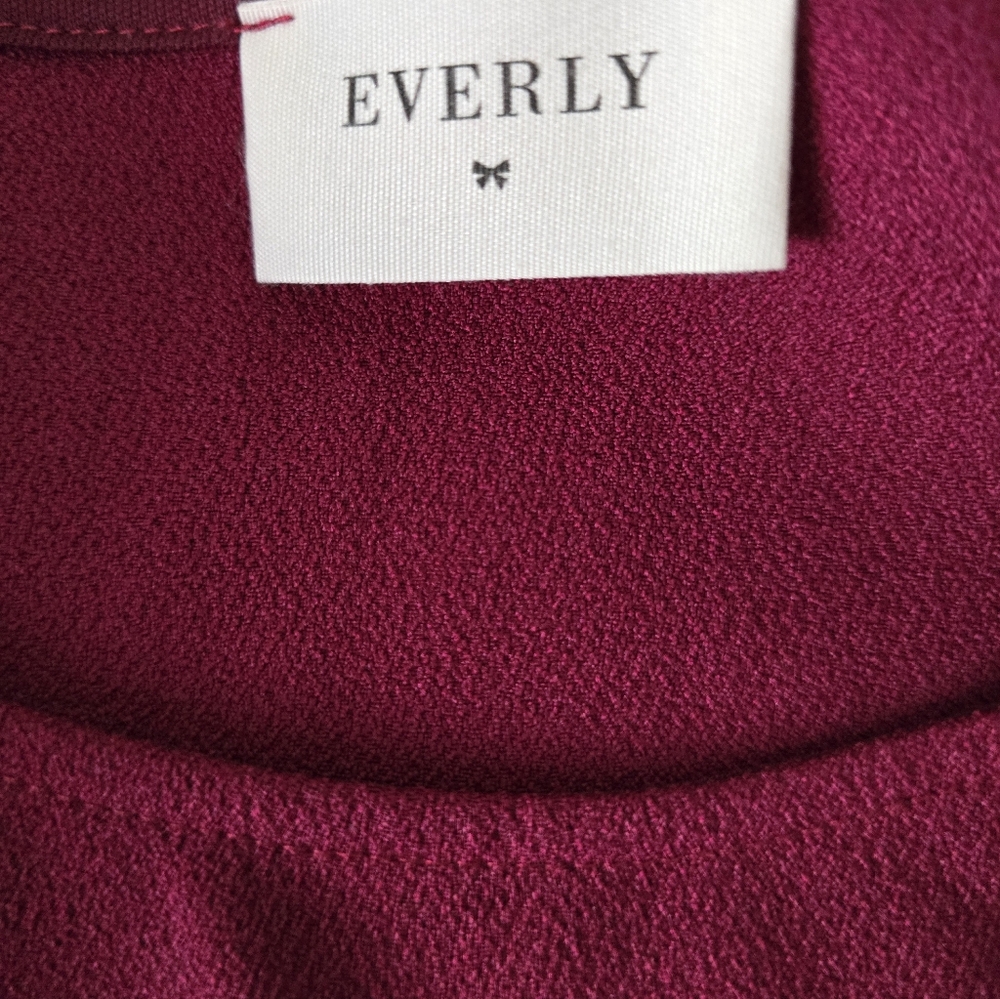 Burgundy Bell Sleeve Top Size S - Picture 4 of 10
